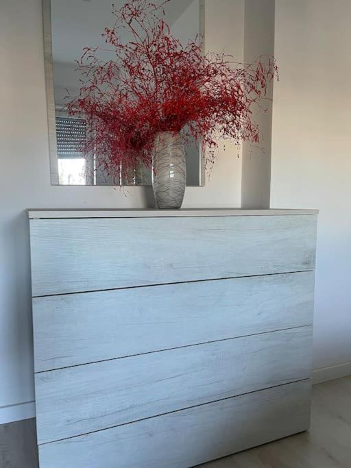 Spacious In Luxury Apartament